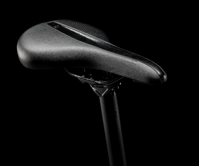 Trek Dual Sport 3 Gen 5 Hybrid Bike 2023 in Black Olive-3